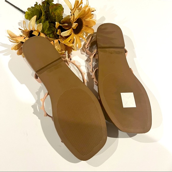 Sincerely Jules Nude Strappy studded Sandal Size 9.5 - Picture 2 of 2